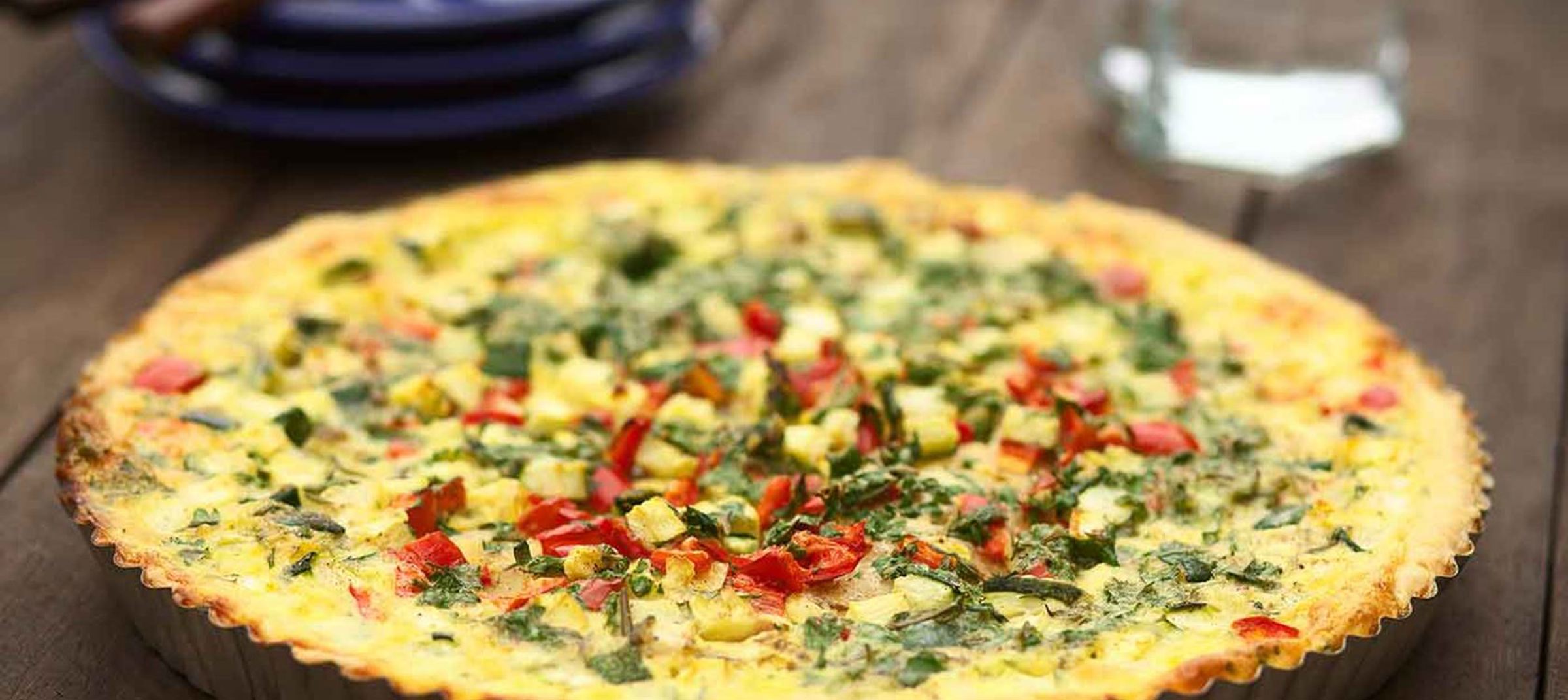 Quiche lorraine with peppers, spinach and Arla® Havarti cheese Arla